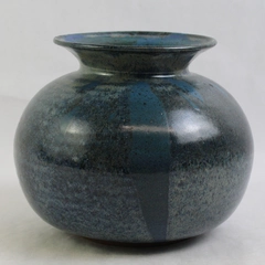 Handmade Signed Hearn Ceramic Pottery Blue Round Vase 6" Tall 7.5" Diameter