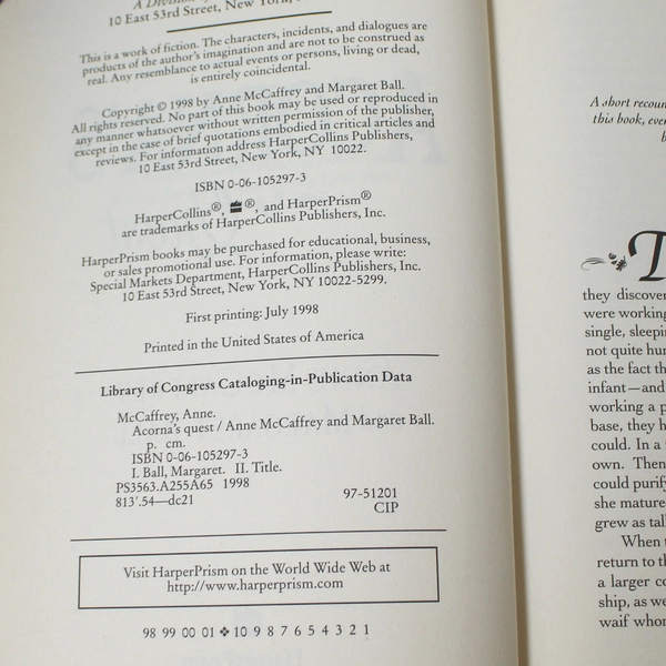 Acorna's Quest by Anne McCaffrey 1998 Hardcover DJ First Printing Unicorn Girl