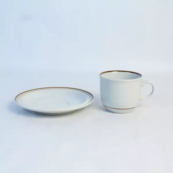 MSI Set of 6 Monterrey Colonial Stoneware Cups And 7 Saucers Japan