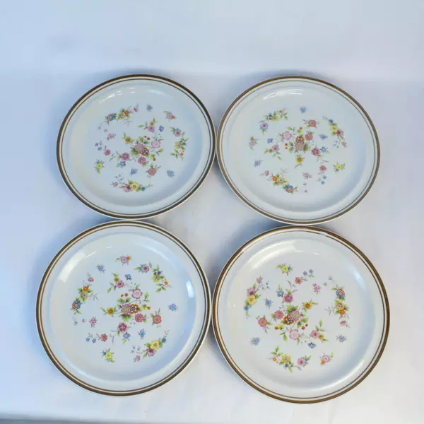 Set Of 4 Colonial Stoneware Violet Floral Dinner Plates By MSI Japan