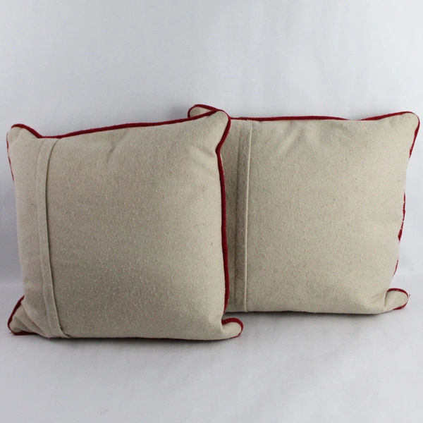 Set of 2 La-Z-Boy Multicolor Applique Floral Design Throw Pillows 18" x 18"