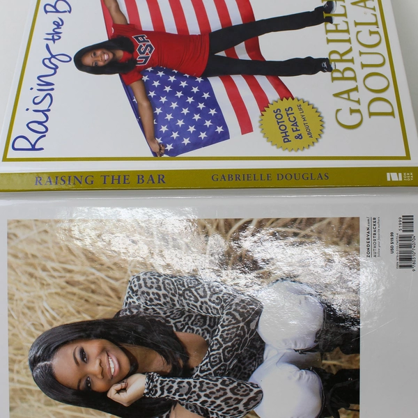 Raising the Bar Michelle Burford Gabrielle Douglas 2013 Hardcover