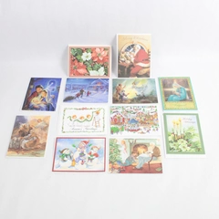 Lot of 12 Christmas Holiday Greeting Cards With Envelopes
