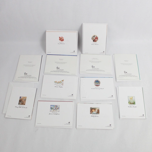 Lot of 12 Christmas Holiday Greeting Cards With Envelopes
