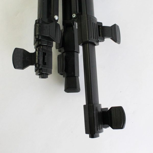 Vintage Samigon Tilting Head Tripod 21.5 To 56 Inch