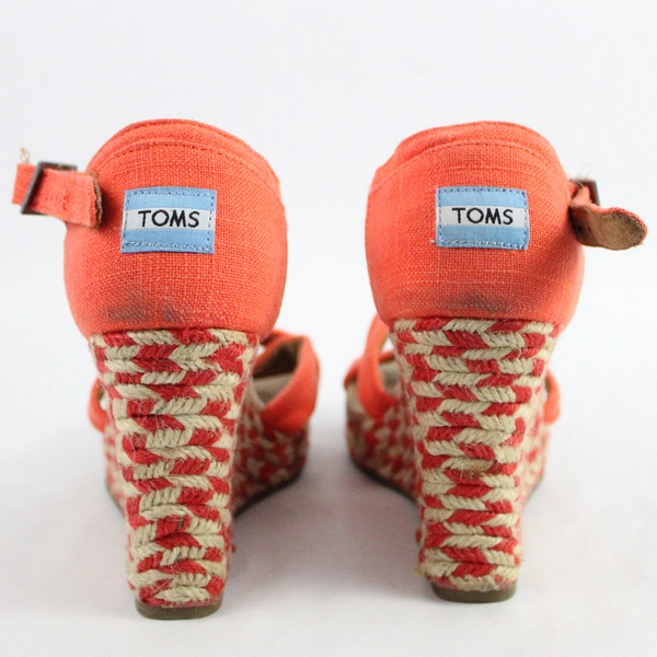 Toms Sandals Women's 10 Sienna Criss Cross Strappy Orange Wedge Heels 10009762