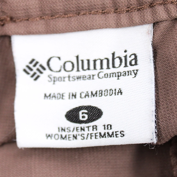 Columbia Sportswear Solid Brown Cargo Shorts Women's Size 6