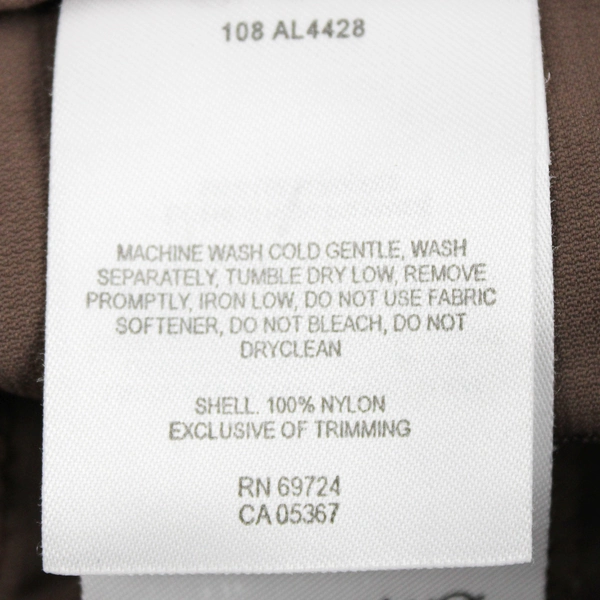 Columbia Sportswear Solid Brown Cargo Shorts Women's Size 6