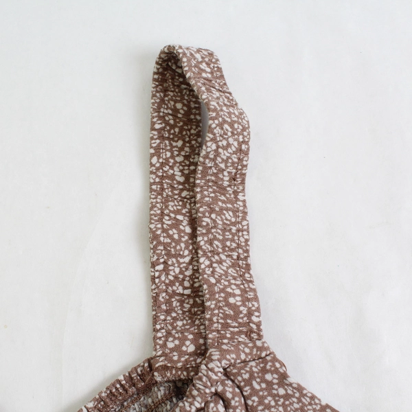 Urban Romantics Brown Cropped Tank with White Speckles Women's Size Medium