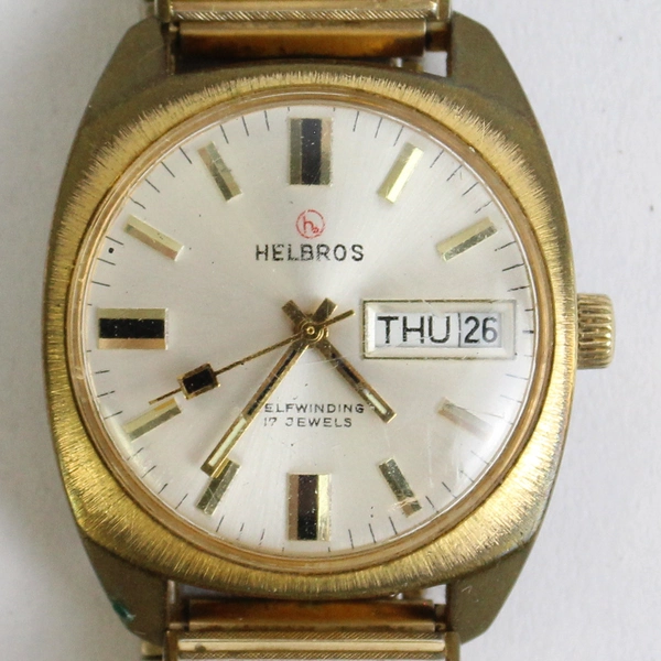 Vintage Helbros Men’s Gold Tone Men’s Self-Winding 17 Jewels Day Date Watch