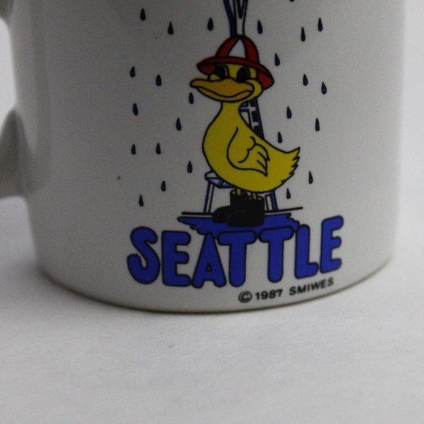 Seattle Mini Mug Souvenir Yellow Duck Rain Gear Space Needle 1987 Smiwes 2.5"
