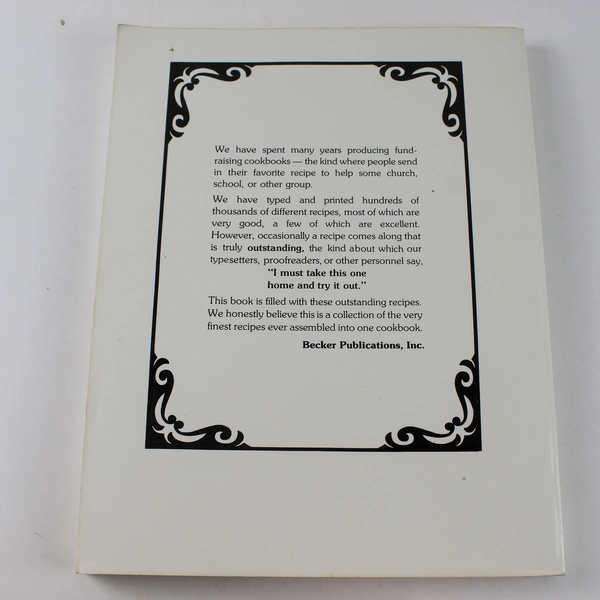 A Collection of the Very Finest Recipes Conventional and Microwave 1979 PB