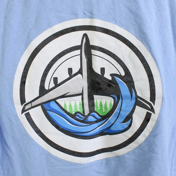 Gildan Wings & Wave Waterpark Light Blue Short Sleeve T-Shirt Size M