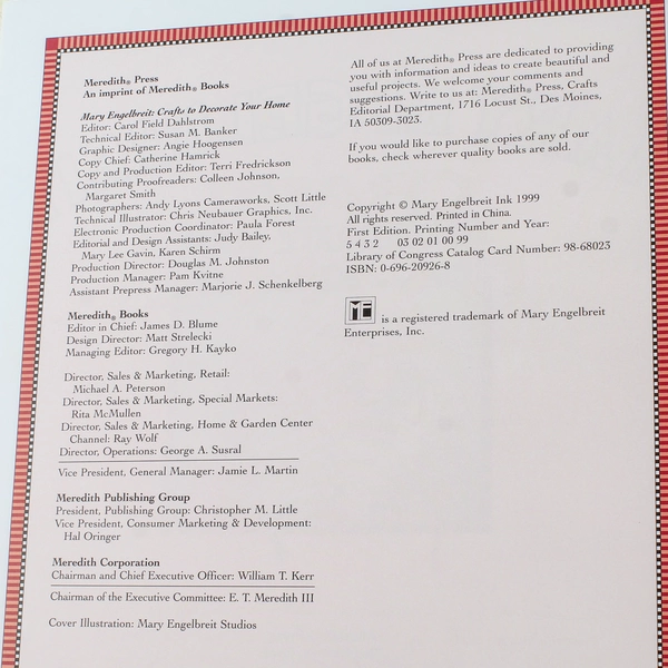 Mary Engelbreit Crafts to Decorate Your Home 1999 Hardcover Book