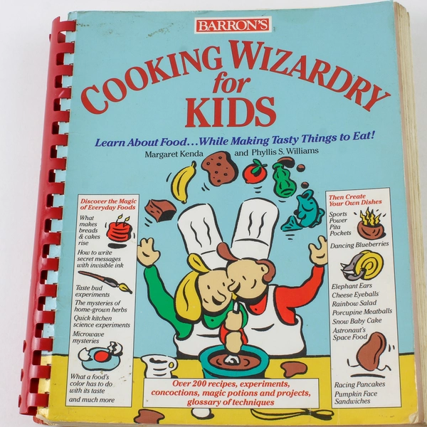 Cooking Wizardry for Kids by Phyllis S. Williams & Margaret Kenda 1990
