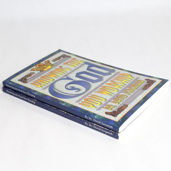 Lot of 2 Books Knowing the God You Worship by Dr. David Jeremiah 1994