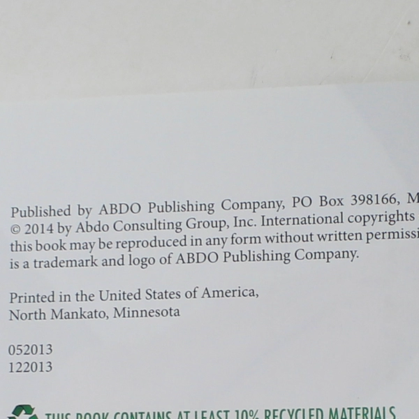 Girls' Gymnastics by Blythe Lawrence 2014 Hardcover