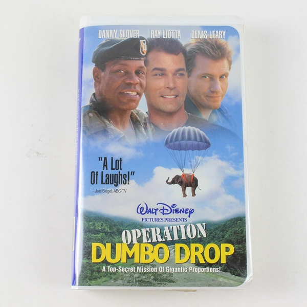 Operation Dumbo Drop VHS 1996 Clam Shell Danny Glover Ray Liotta Denis Leary