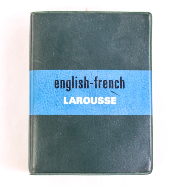Français-Anglais Librarie Larousse 1941 Petite Dictionary Vinyl Cover
