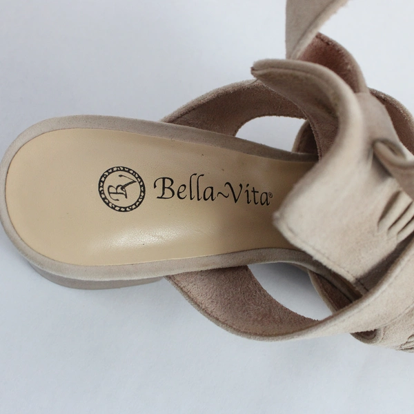 Bella-Vita Pale Pink Suede Leather Heels Peep Toe Open Back Size 8.5 Wide 