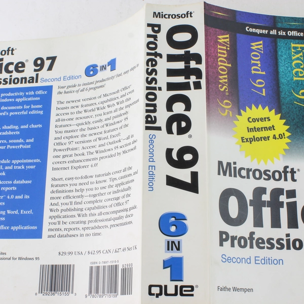 Microsoft Office 97 Professional 2nd Edition Book by Que, Good Condition