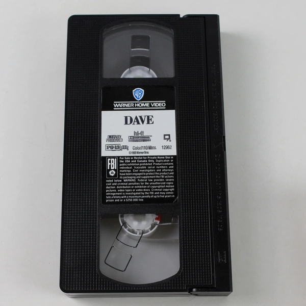 Dave VHS 1993 Warner Bros Kevin Kline Sigourney Weaver