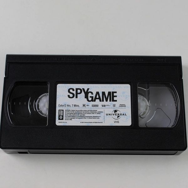 Spy Game VHS 2002 Universal Robert Redford Brad Pitt