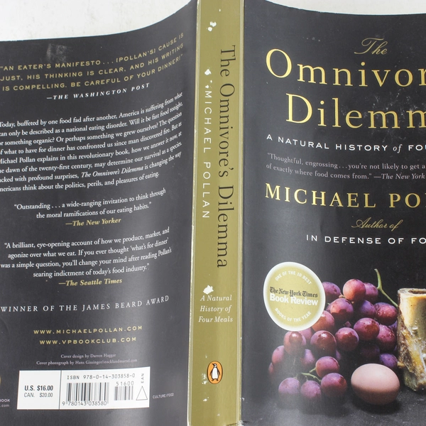 The Omnivore's Dilemma by Michael Pollan 2006 Penguin Paperback - Good Condition