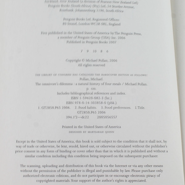 The Omnivore's Dilemma by Michael Pollan 2006 Penguin Paperback - Good Condition