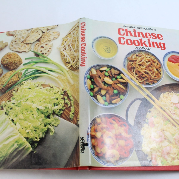 The Gourmet's Guide to Chinese Cooking By Ann Body 1974 Vintage Cookbook