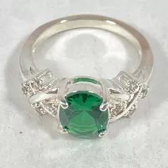 Women's Size 6 Emerald Cubic Zirconia Ring