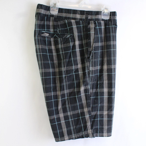 Retrofit Men's Plaid 10.5 Inch Black Shorts Size 34