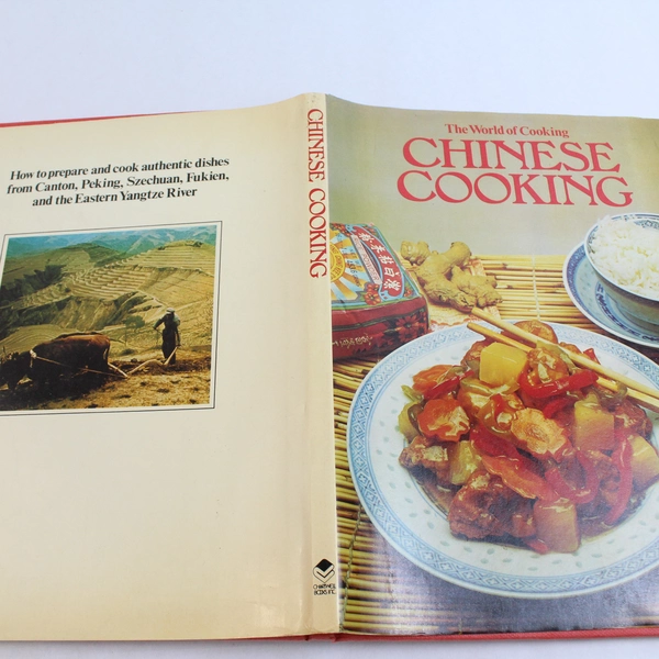 The World of Cooking Chinese Cooking By Isabel Moore Vintage Cookbook 1977