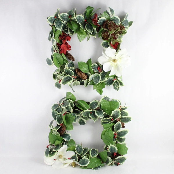 Set of 2 Square-Shaped Artificial Christmas Wreaths Holiday Decor 14" x 14"