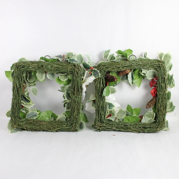 Set of 2 Square-Shaped Artificial Christmas Wreaths Holiday Decor 14" x 14"