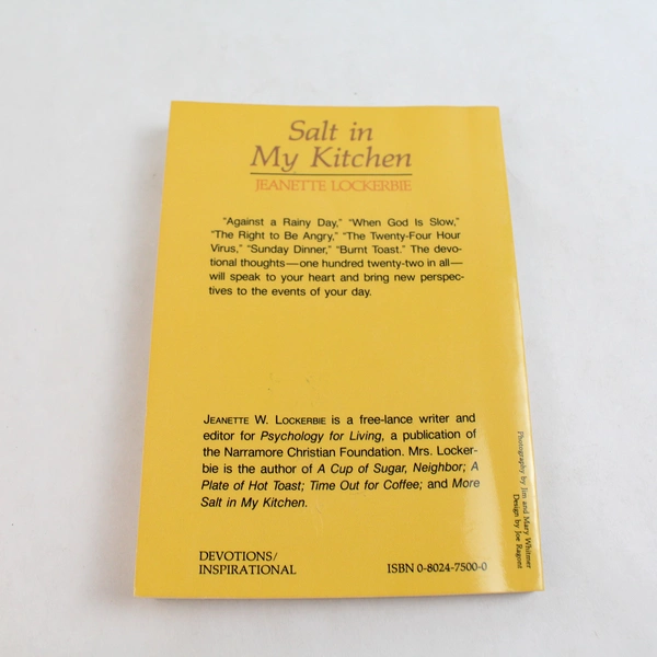 Salt in My Kitchen by Jeanette Lockerbie 1993 Vintage Trade Paperback