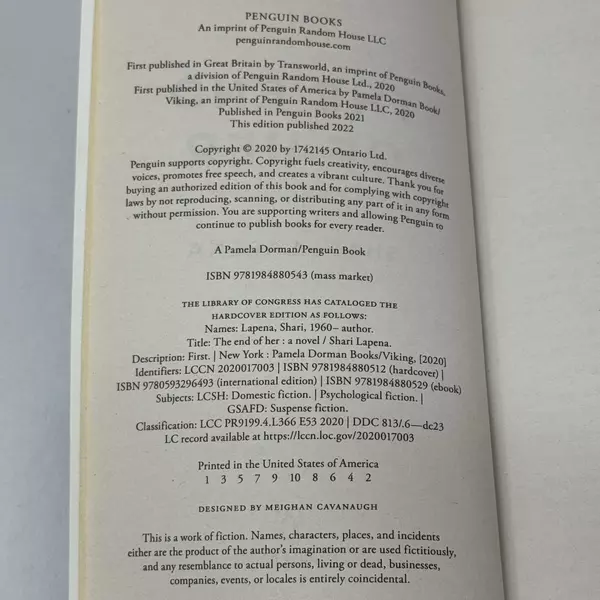 The End of Her: A Novel by Shari Lapena 2022 Paperback