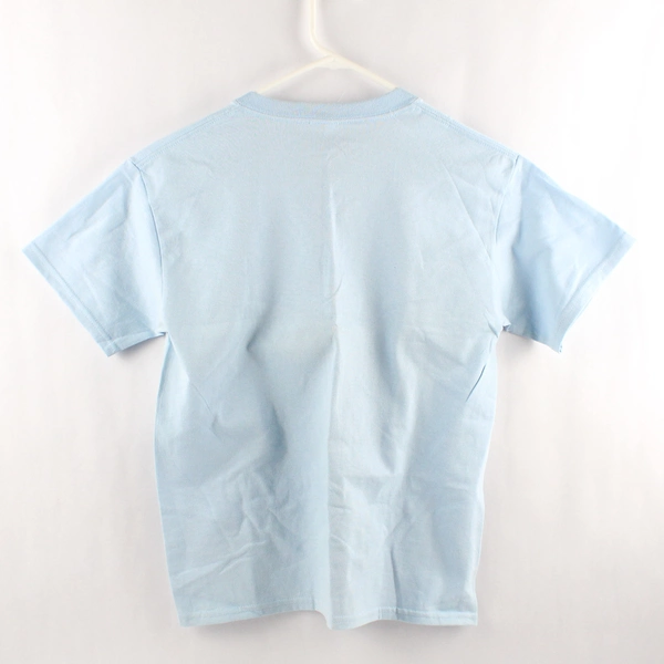 Gildan Farm Girl Baby Blue Short Sleeve T-Shirt Size M