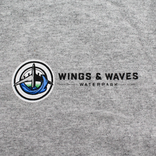 Gildan Gray Wings & Waves Waterpark Short Sleeve T-Shirt Size M