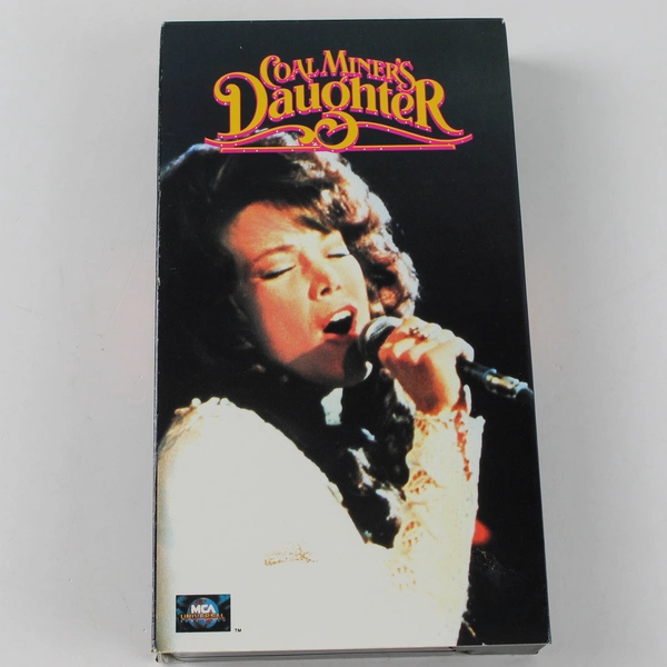 Coal Miners Daughter VHS 1990 MCA Universal Home Video Tommy Lee Jones