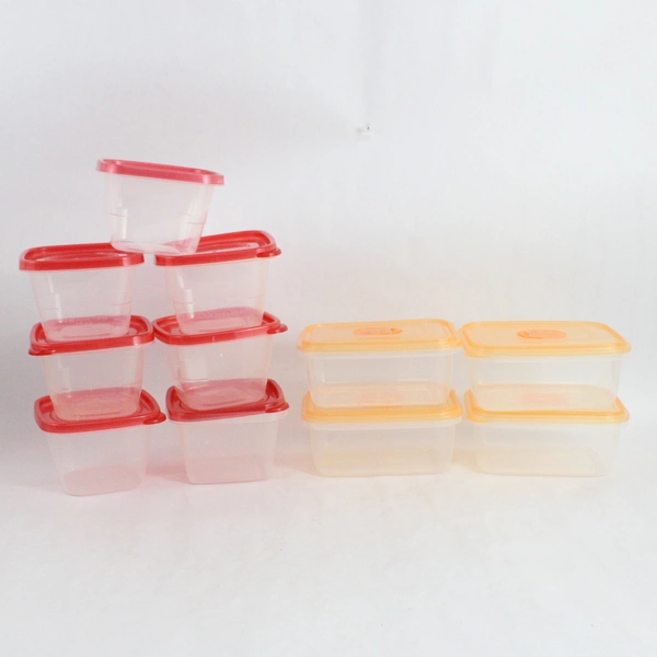 Lot of 11 Food Containers 7pc Square Set w/ Lids 16.6 oz & 4pc Rectangle w/ Lids