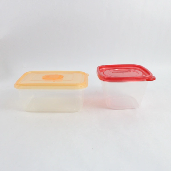 Lot of 11 Food Containers 7pc Square Set w/ Lids 16.6 oz & 4pc Rectangle w/ Lids