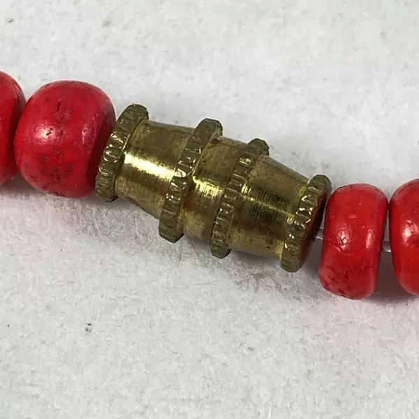 Gold Key Wood Bead Necklace Red Yellow Parrot Pendant 18.5 Inch