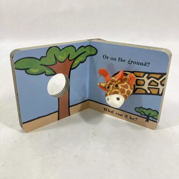 Little Giraffe Finger Puppet Book by Chronicle Books 2009 Good Condition