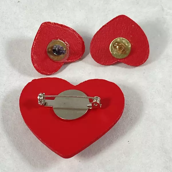 Vintage Wood & Rhinestone Heart Brooch & Earring Set - Charming Jewelry