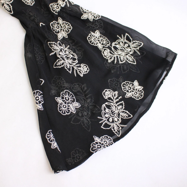 Sequin Hearts Short Shift Dress Women's Large Long Bell Sleeve Black Floral