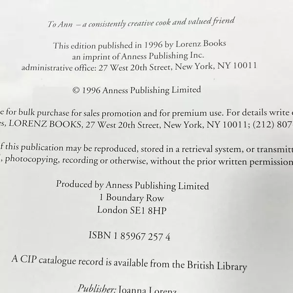 The Country Store by Stephanie Donaldson 1996 Hardcover - Pre-Owned, Worn