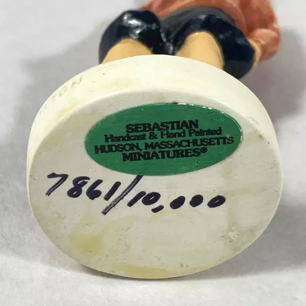 Vtg 1978 Sebastian Miniature Figurine Sidewalk Days Skating Boy 7861/10000