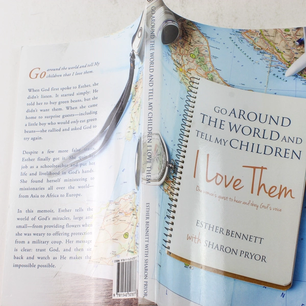 Go Around the World and Tell My Children by Esther Bennett 2016 Paperback