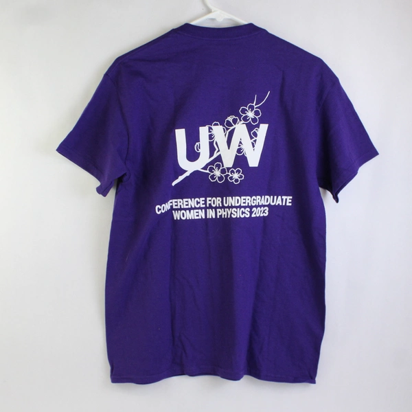 Gildan Purple Size Medium T-Shirt UW Conference Women Physics 2023 Seattle